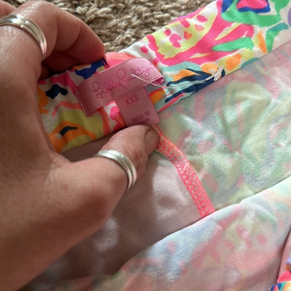 Lilly Pulitzer Off Shoulder 3 quarter sleeve Dress - Picture 4 of 5